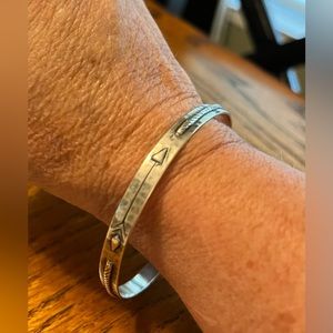 Silpada Arrow Dynamic Bangle-B3213